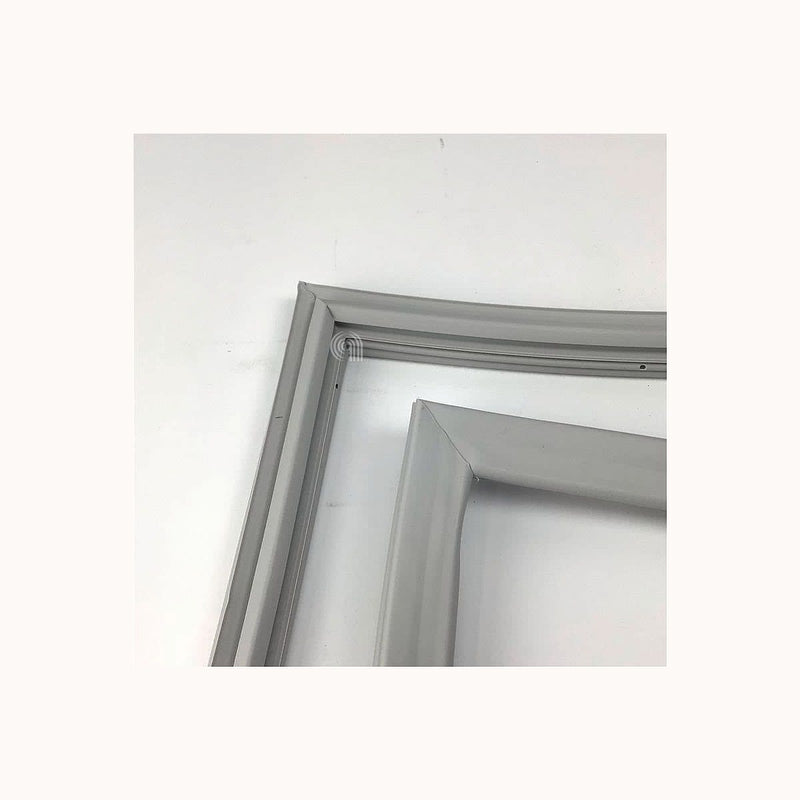 garniture de porte de réfrigérateur Beko et Indesit codes 4668510100 et C00885833